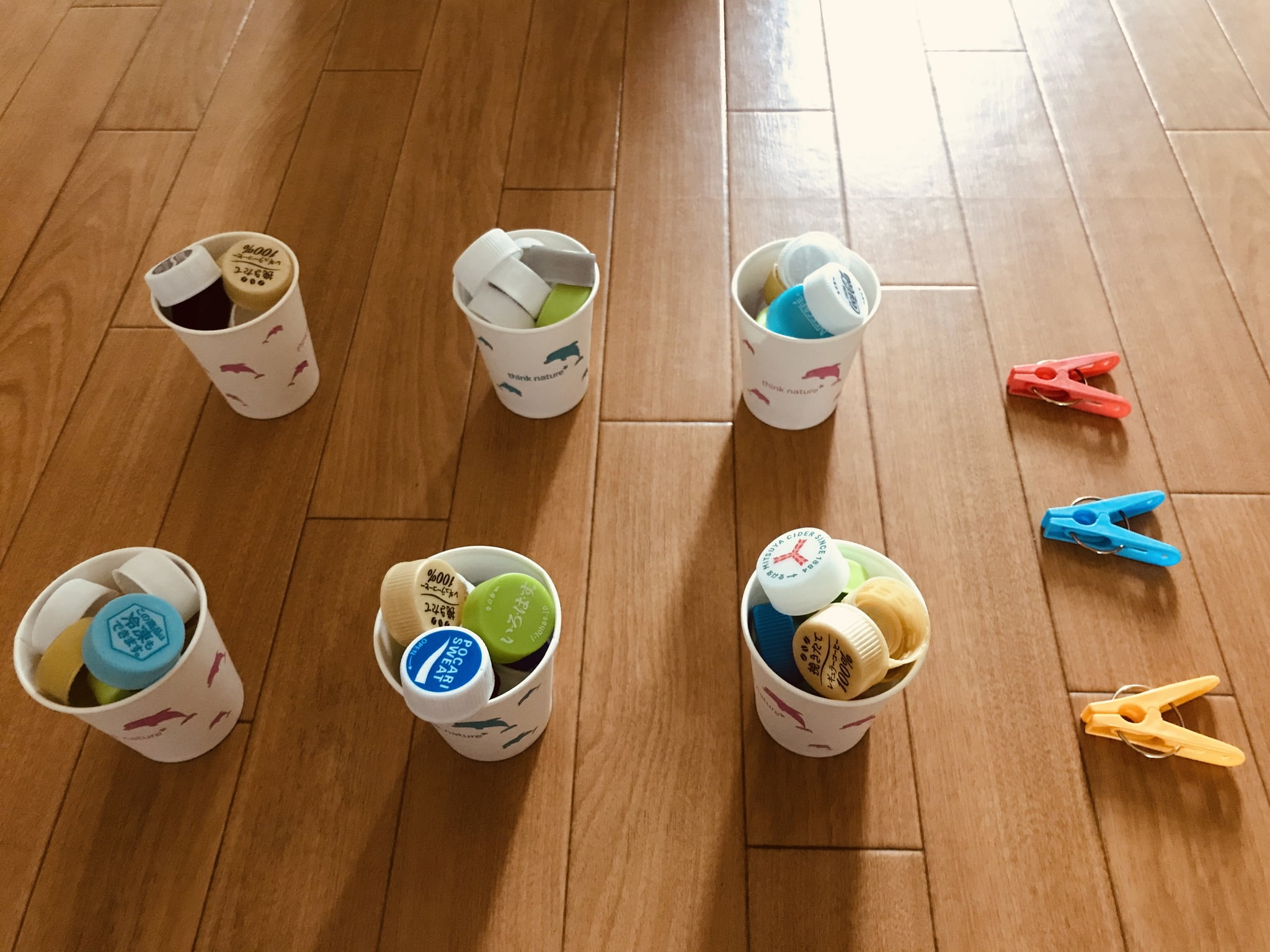 高齢者と子供向け室内レクリエーション ラップの芯とペットボトルキャップを使って『30個バッティングゲーム』レクリエーション 介護士 独身男性 のchibiike ちびいけ