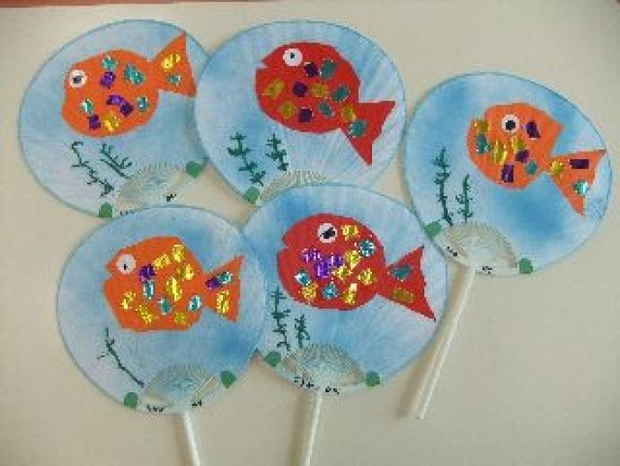 8月の夏祭りに向けてうちわと提灯🏮作りました群馬県館林市の介護老人保健施設虹の郷すわ