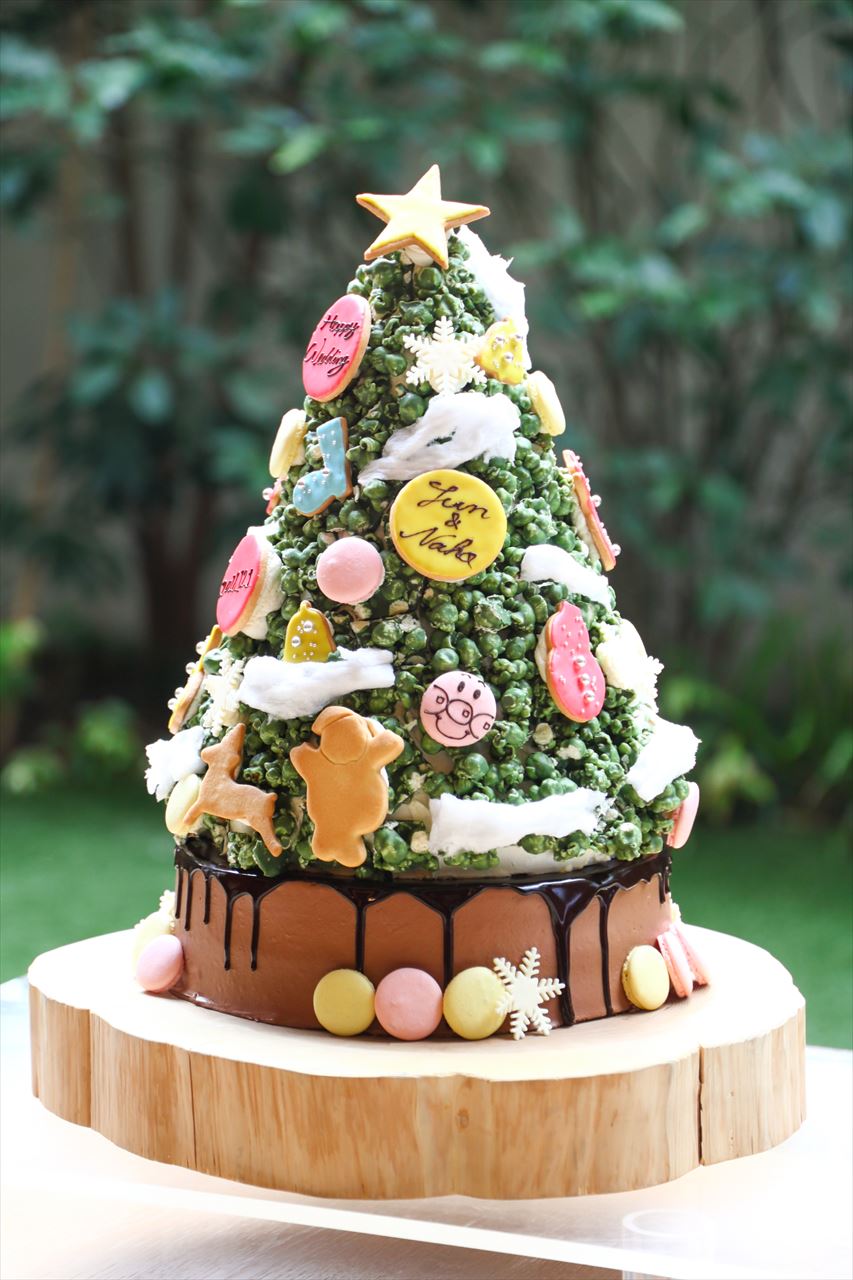 ハーブをアレンジしたウエディングケーキ公式 結婚式場 四日市市アクアリュクス 三重県四日市駅