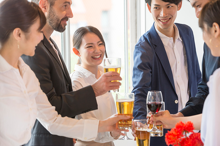 メンズ向けパーティースーツコーデ10選アイテムの選び方・おすすめ生地を紹介！ - ENJOY ORDER Magazine