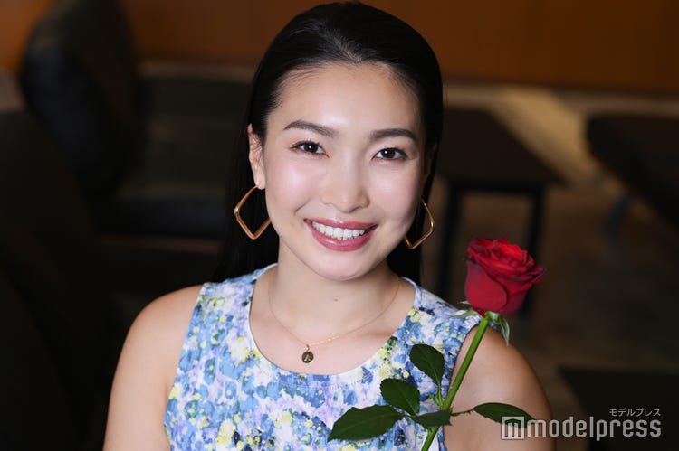 Amazonバチェロレッテパーティーストロー10本セット。再利用可能なブライダルシャワーデコレーションアクセサリー、バチェラーパーティー装飾用品、ビーチ、プールゲーム用 複数色FUXINGQIYEストロ