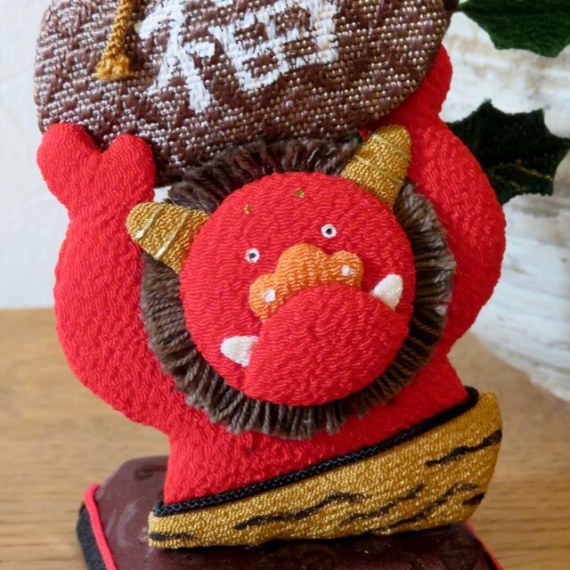 Milk Crown1月13日より店頭にて節分瓶クッキー販売致します👹✨ 数量限定です🙇‍♀️ 恵方巻きと柊鰯がお気に入り💕ぜひご来店お待ちしております😉 . 今週末か来週頭に、豆まきで使える可愛い鬼の絵入りのマスと鬼さんクッキーのセットギフトも販売予定です