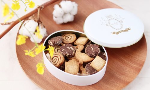 クリスマスプレゼントにおすすめのクッキー缶はこれ！MORE
