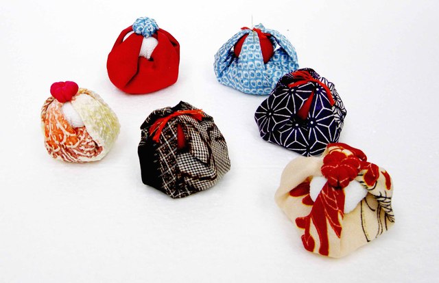 お正月の手遊び ゲーム！めでたいなったらお正月 歌詞付き Nurseryrhyme