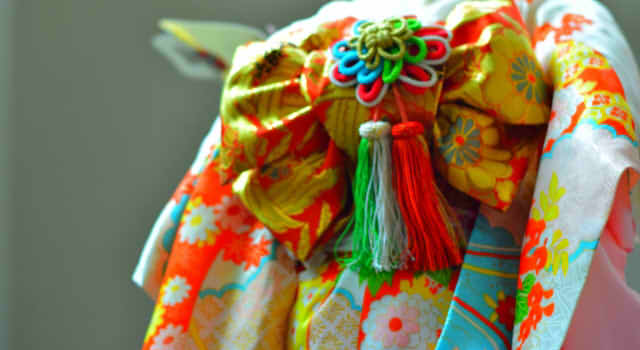 七五三の髪飾りを手作りしよう！「つまみ細工」の和小物アクセサリーの作り方Lakit日和