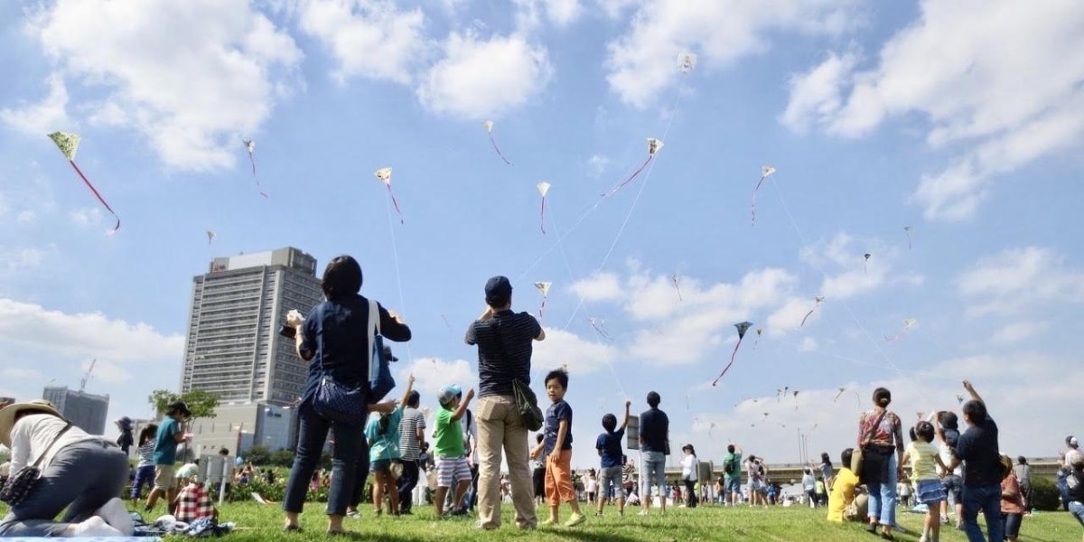 なぜお正月に凧揚げをするの？楽しむコツや凧揚げ祭りもご紹介株式会社アミナコレクション