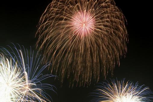 新潟県産打揚花火 にいがたけんさんうちあげはなび- 新潟県ホームページ