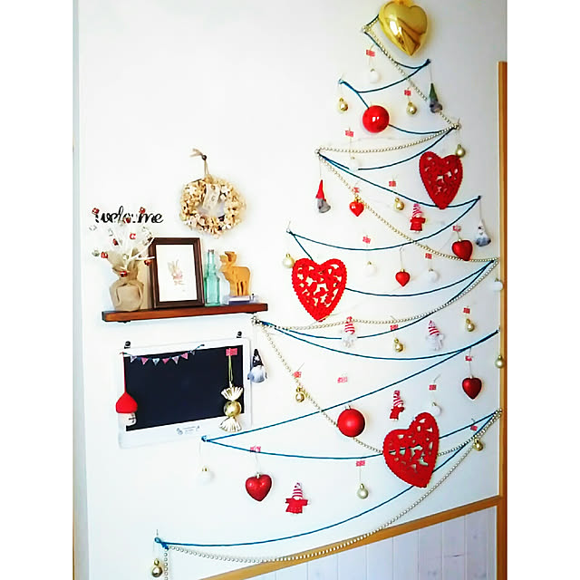 DIY 部屋が狭くても大丈夫、壁に飾るクリスマスツリーアイデアえんウチ