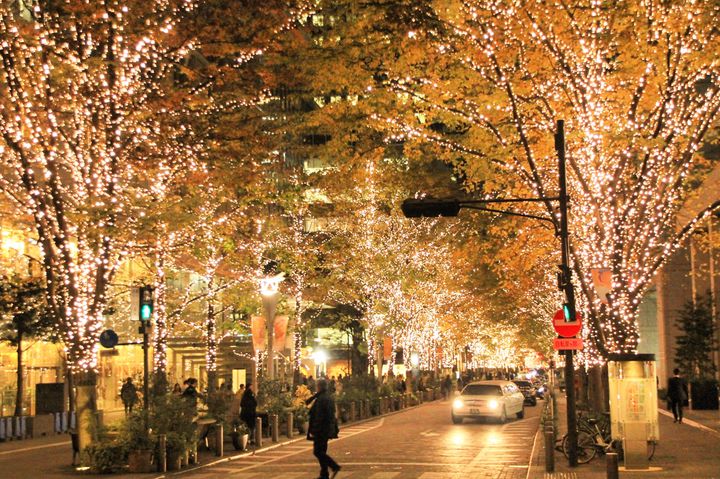 4K 夜の東京駅丸の内口、丸の内イルミネーションWalk at Tokyo Station Marunouchi Side and WinterIllumination