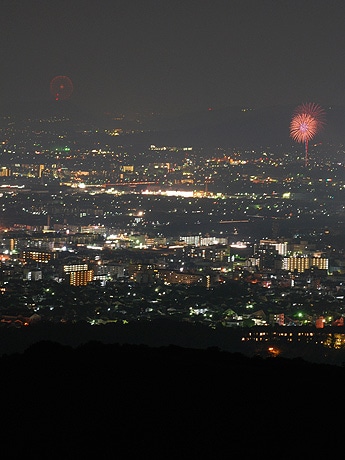 生駒どんどこ祭り花火どこから見えるTikTok