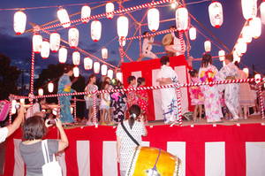 盆踊りの太鼓の叩き方を動画でマスター！基本リズムから応用までナデシコマガジン