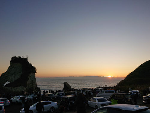 夫婦岩と二見興玉神社夫婦岩の美しい日の出をご紹介！＠二見興玉神社