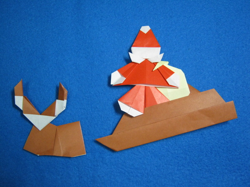 折り紙 サンタクロースとトナカイとクリスマスツリ