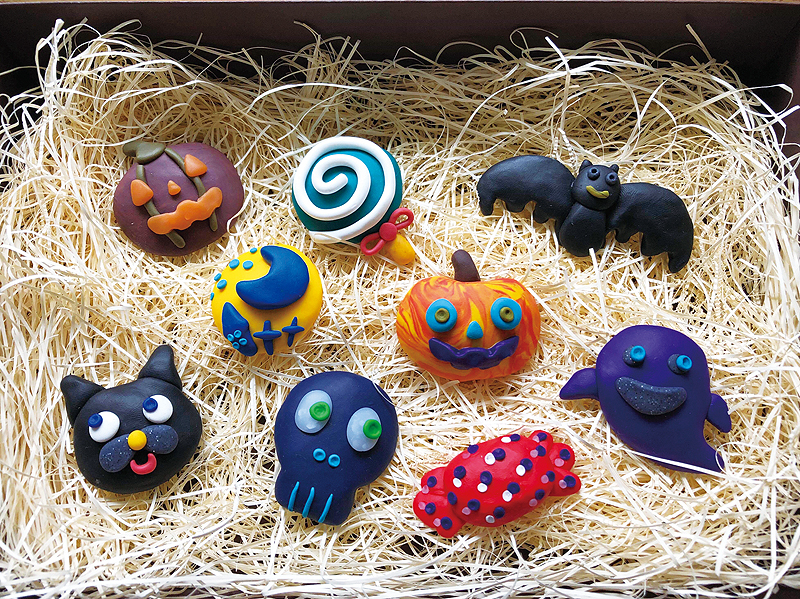 亜鉛合金クリスタルラインストーンブローチ ハロウィン エナメルピン 洋服 バックパック用 カボチャ 29.5x39.5mmの通販 -PandaHall パンダホール