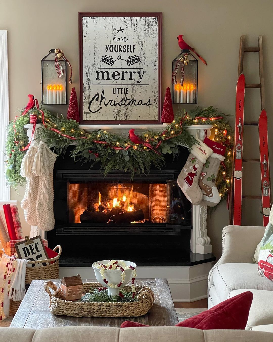 暖炉のある洋館のクリスマスの無料のAI画像素材 - ID.83343フリー素材 ぱくたそ