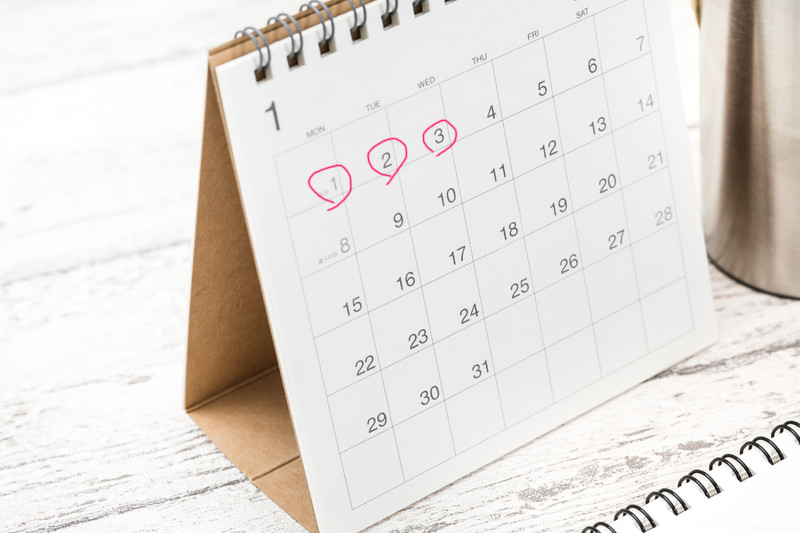 いつまでに投函すれば元旦に届く？年賀状の受付期間と年明けの返信期限も解説 GLAM PRINT年賀状 グラムプリント