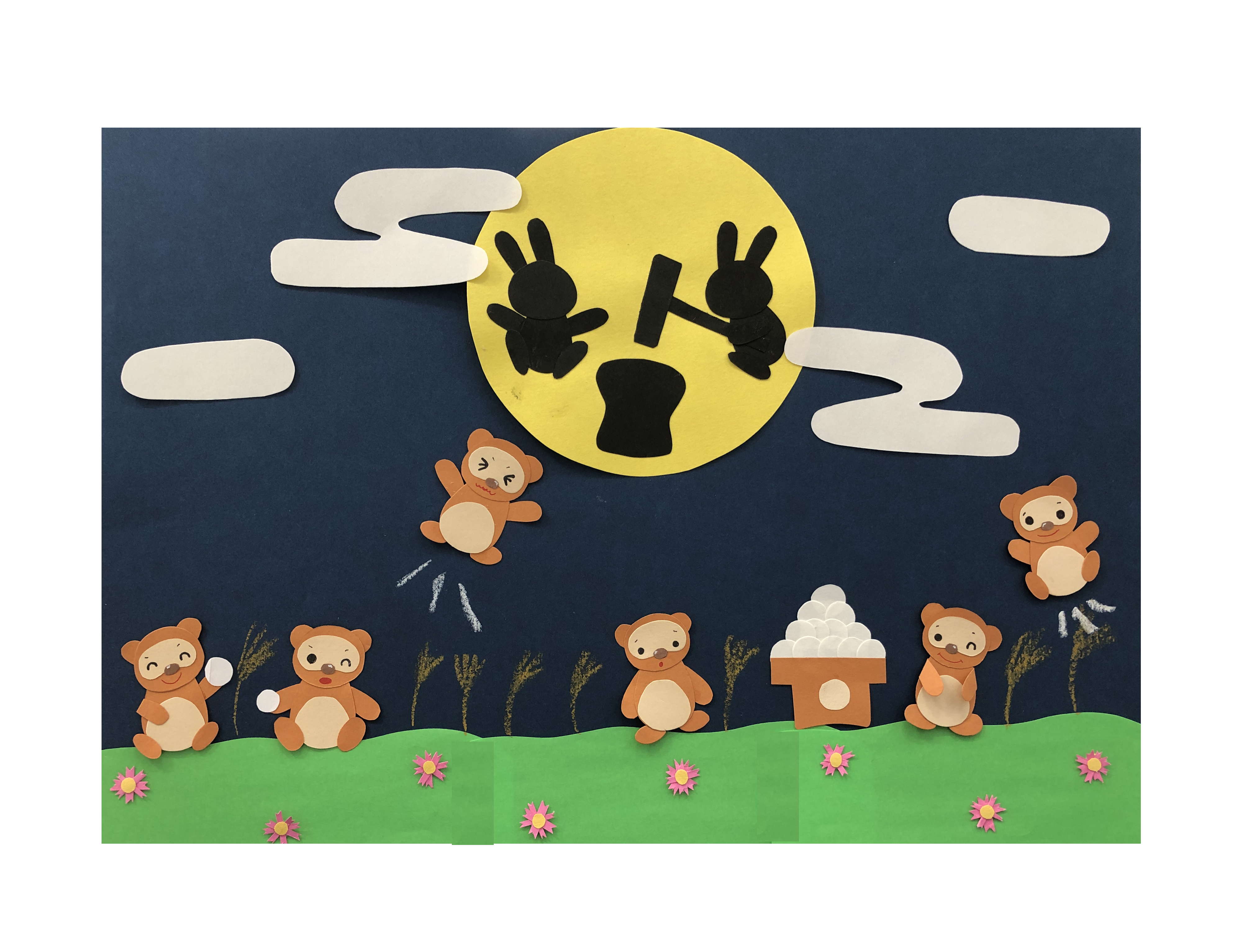 壁面飾り工房本店 壁面装飾・パネルシアター・ペープサート・型紙・知育・保育・介護商品の販売☆無料ダウンロード型紙「お月見団子」十五夜 秋 満月９月 幼稚園 保育園 老人ホーム 介護施設 デイサービス 壁面装飾 型紙 製作 イベント タイトル☆