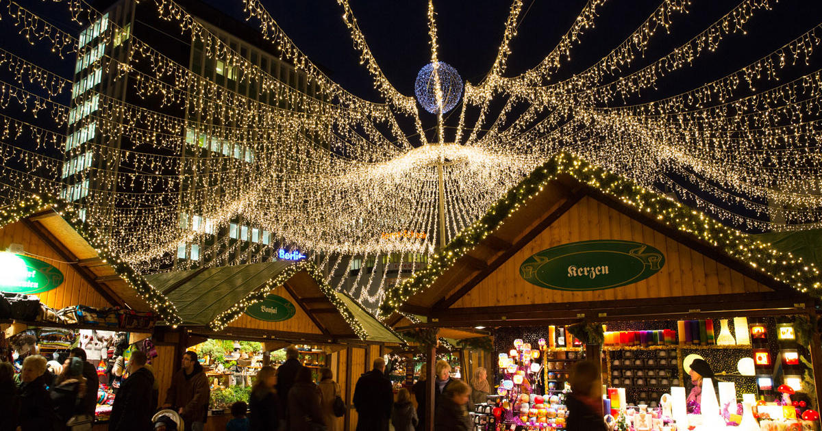 2024年 「クリスマスマーケット in 横浜赤レンガ倉庫」話題のスイーツと会場レポート！CAKE.TOKYOケーキドットトーキョー