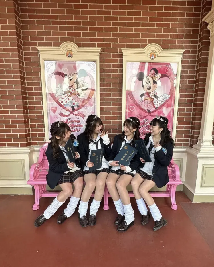 卒業式の写真を映えさせる方法とは？おしゃれな撮影方法を解説ふぉとるプラス出張撮影・写真撮影の総合Webメディア