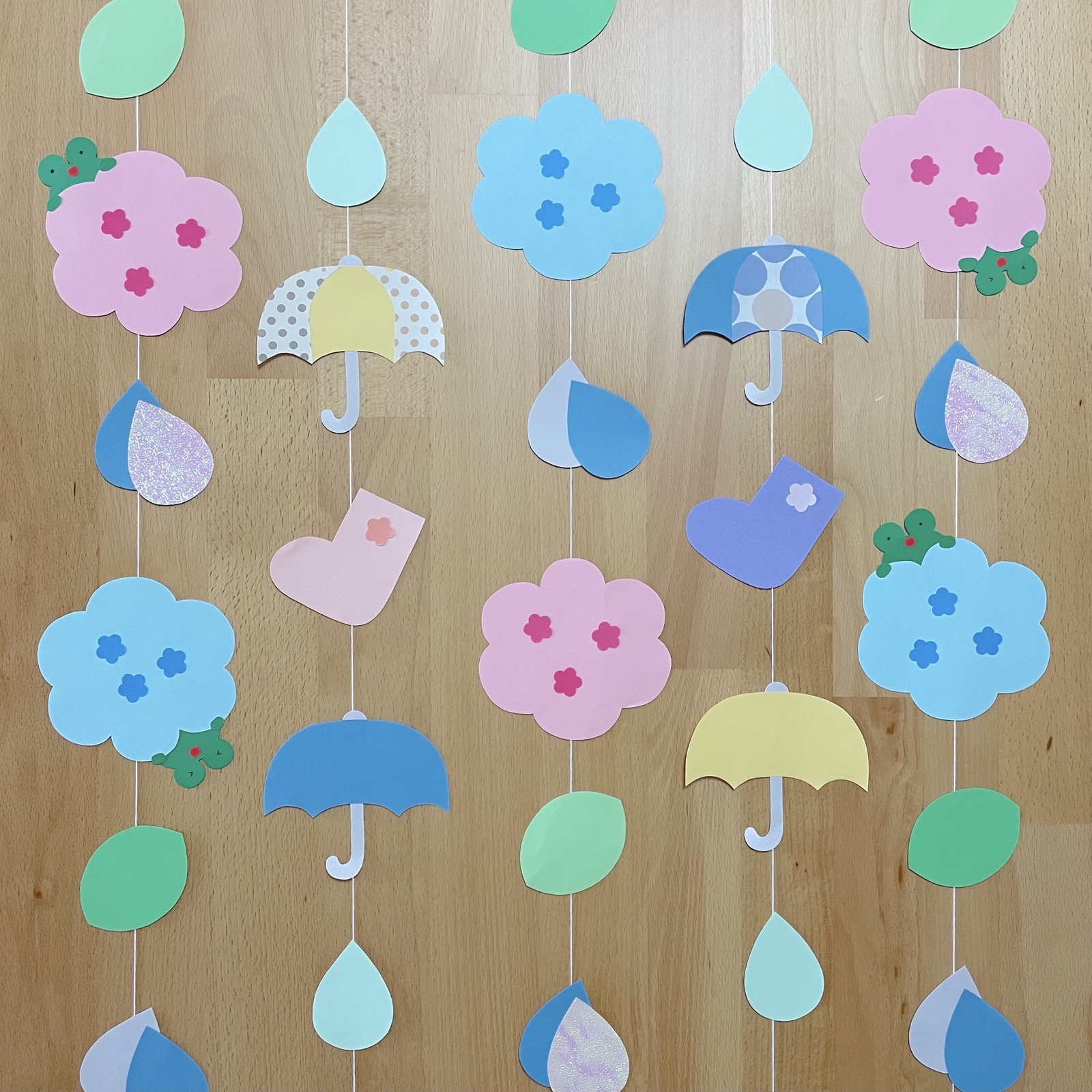 梅雨の季節のガーランドてるてる坊主とお日様 ガーランド A.GO 通販 8814588Creema クリーマ