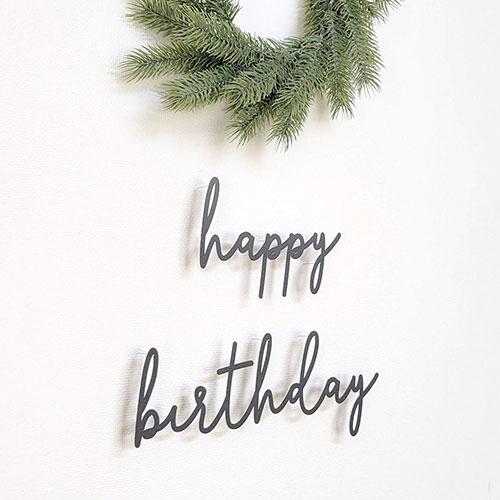 ハッピーバースデー 筆記体 かっこいいTikTok