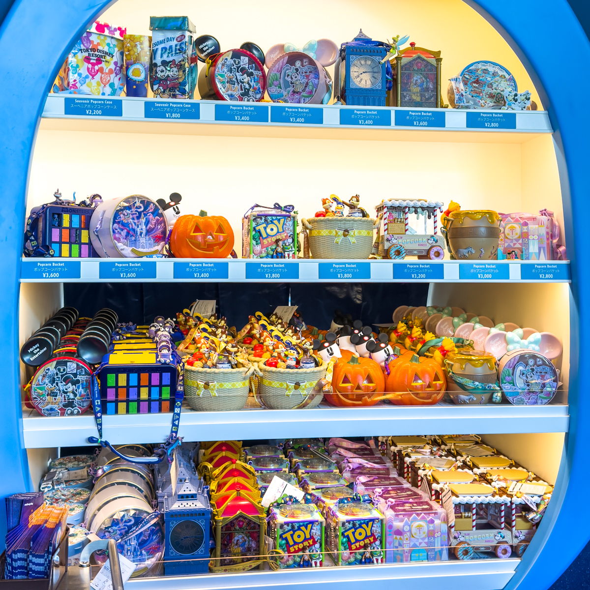 ディズニー新エリア 特別な味と食感の“BBポップコーン”が楽しめる「ビッグポップ」は要チェック!! 入園前の予約が必須だよPouch ポーチ