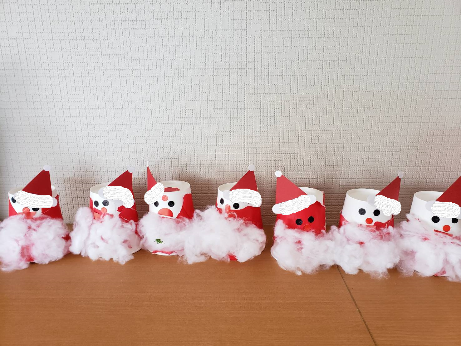 幼稚園・保育園 12月手形のお髭サンタさん絵画・製作