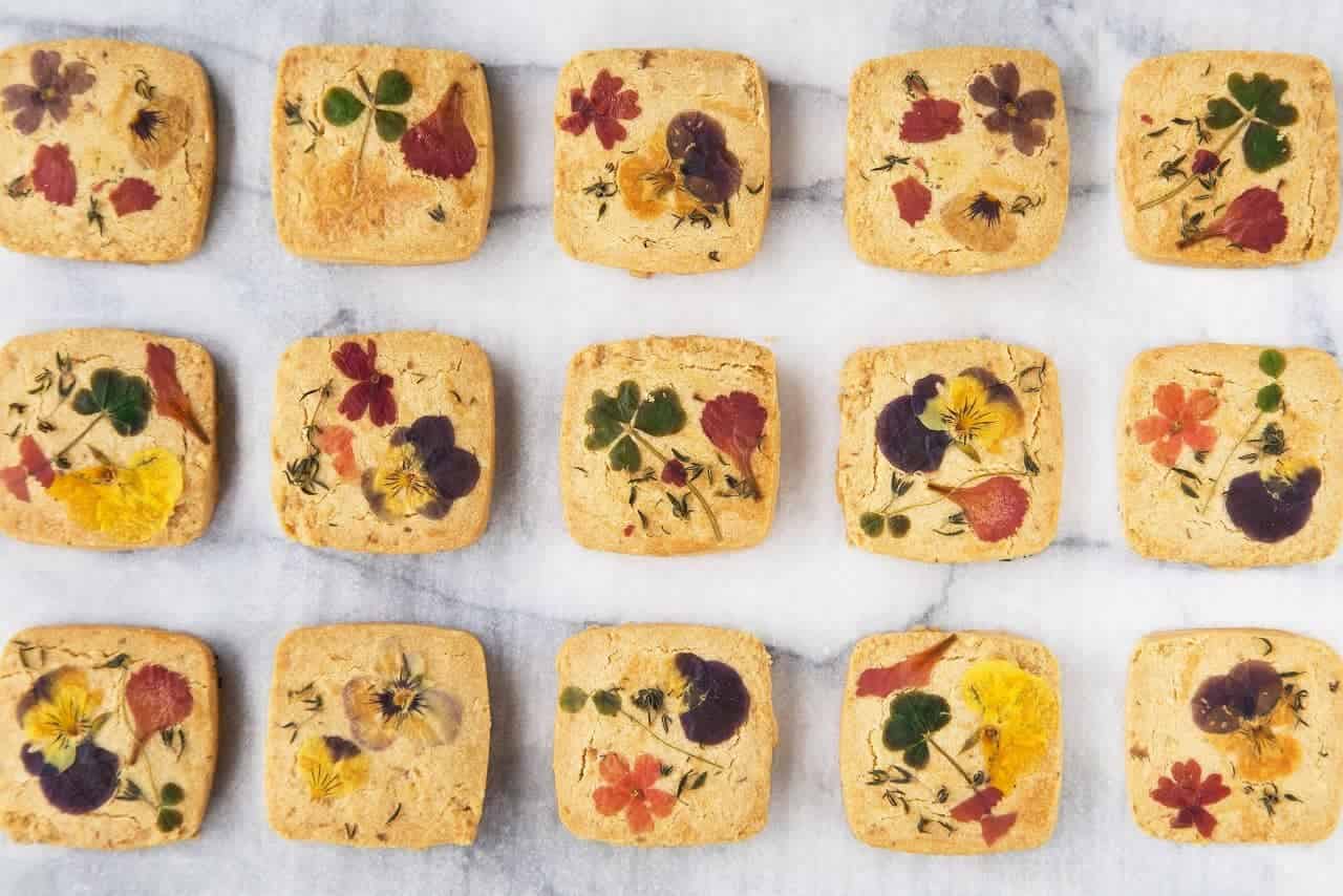 結婚式の引き出物におすすめのお菓子 引き菓子 とは？人気のお菓子をご紹介