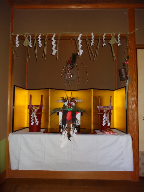 床の間飾り ～若松と水引～京都・宇治 生け花よもやま話