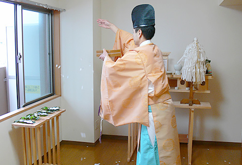 大阪護國神社厄除・お宮参り・車のお祓い・安産祈願・七五三