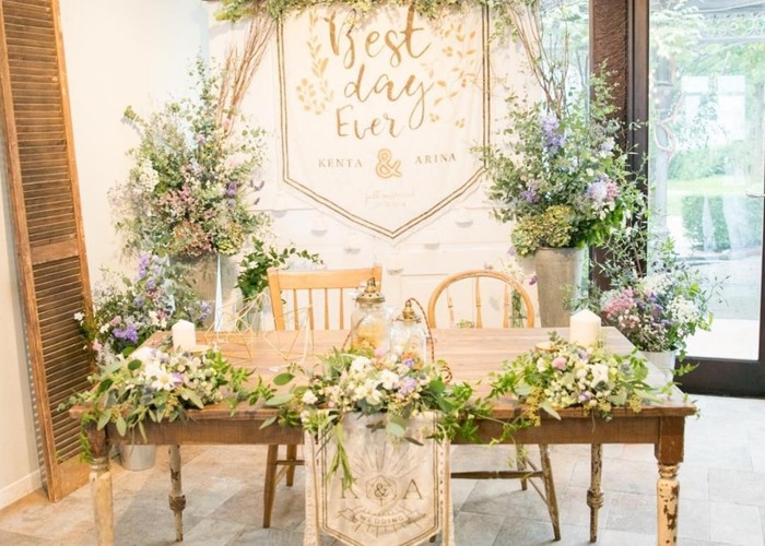 結婚式を華やかに―会場装花のコーディネイトと費用をおさえるポイント今どきウェディングの最新情報と結婚準備完全ガイド「Pridal