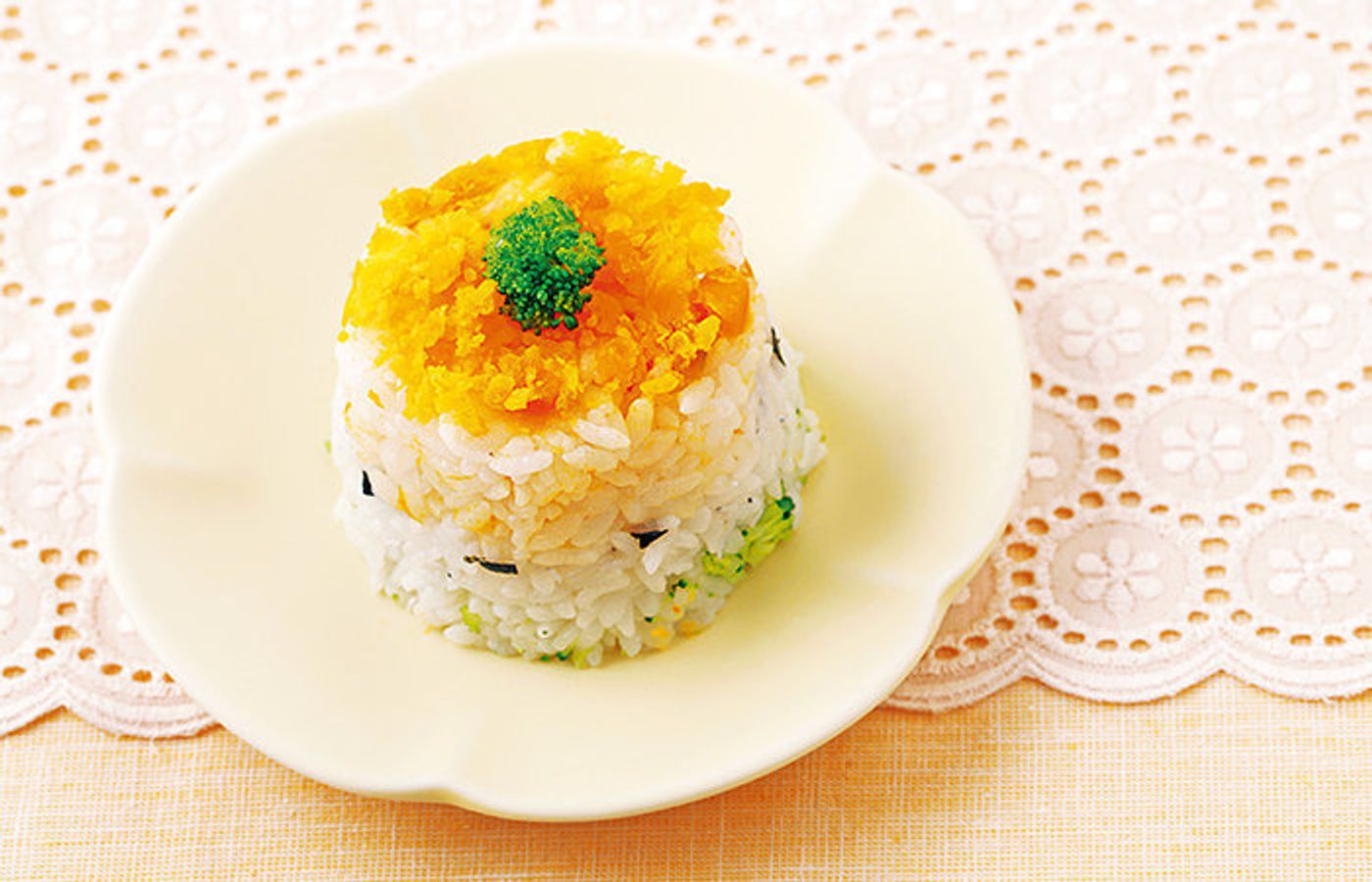 1歳のお誕生日ケーキ～さつまいもクリームとバナナパンケーキ～ : 保育園で働いていた管理栄養士藤原朋未がお届けする「ママ楽ごはん」