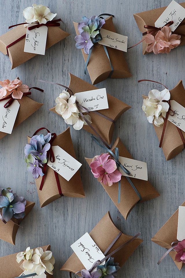 プチギフトのラッピングアイデア集！簡単＆おしゃれに仕上げるコツを紹介しますブラプラヒトとは違う結婚式・フォトウェディングを