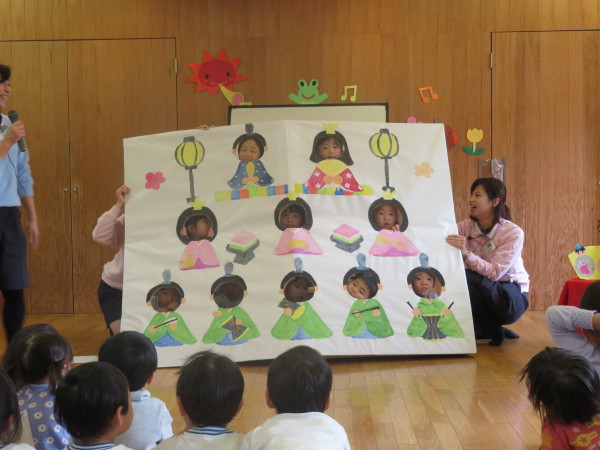 ひな祭り会をしました藤見学園