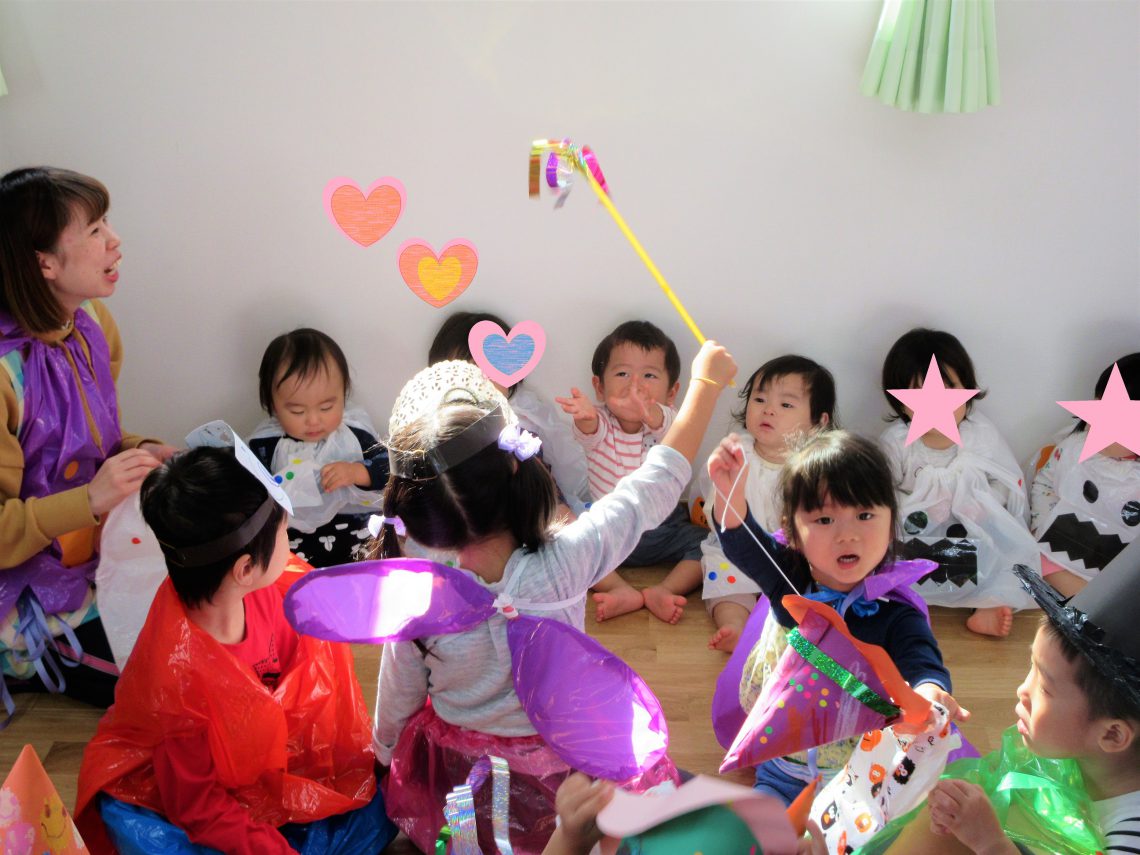 セブのハロウィンパーティ。子供から大人まで全力でイベントを楽しむフィリピンのハロウィン写真３場面。ハナサカデミアセブ親子留学からフィリピン教育移住して ”人生に花が咲いた