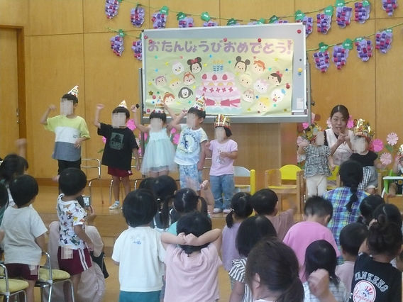 ミックスジュース ペープサート シアター 出し物 パネルシアター 誕生会 幼稚園 手遊び 保育 誕生日会 誕生日 知育玩具 - 保育シアター:nanana-neirominne byGMOペパボ 国内最大級のハンドメイド・手作り通販サイト