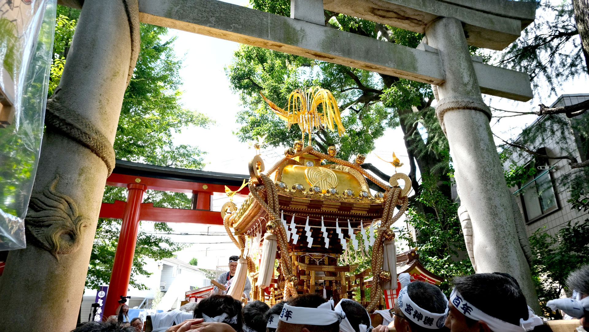 馬橋稲荷神社の七五三 ご予約受付中です。 授与所、電話にてお問い合わせください。 03-3311-8588 ◎馬橋稲荷神社は一件ごとに御祈願を行います◎貸衣装プランも承っております。 ※3歳 男女 5歳7歳、お母様、お父様用あり馬橋稲荷神社稲荷神社神社馬橋稲荷神社の