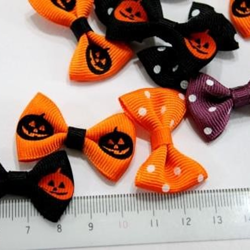 アンティークモダンで楽しむ大人ハロウィン～リボンでこうもりを作ろう :窪田千紘フォトスタイリングWebマガジン「Klastyling」暮らす＋スタイリング