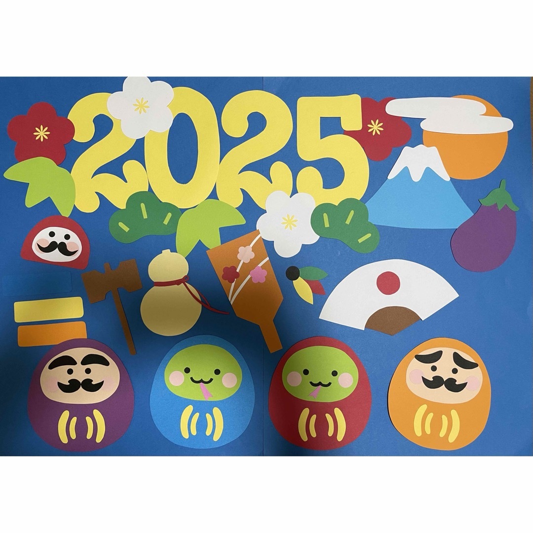 お正月2025干支の壁面 幼稚園 保育園⓵2025年干支 ヘビ絵馬の作り方