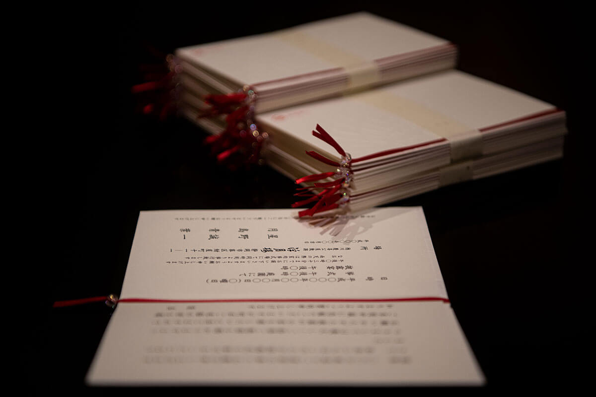 招待状の切手にもこだわっちゃう！郵便局で買えるオススメの慶事用切手♡「Strawberry」