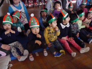 無料型紙 簡単！サンタ帽子の作り方 子ども用・大人用nunocoto fabric