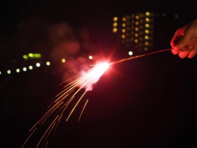 手持ち花火の種類と名前おすすめの手持ち花火も紹介！トレンドインフォメーション