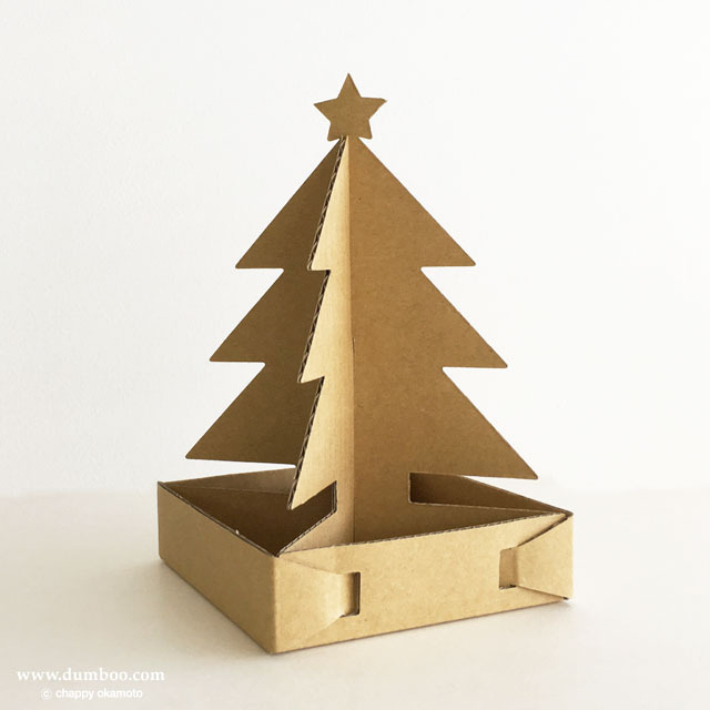 新入社員奮闘記6~クリスマスツリー作ってみた編～ - 豊栄産業株式会社