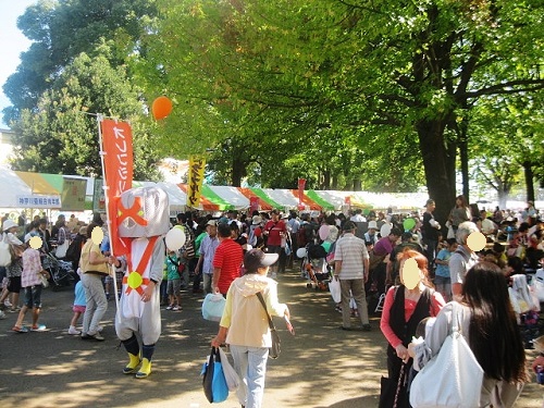 反町公園 - 公園 - 反町駅・東神奈川駅・仲木戸駅うぇぶかにほん