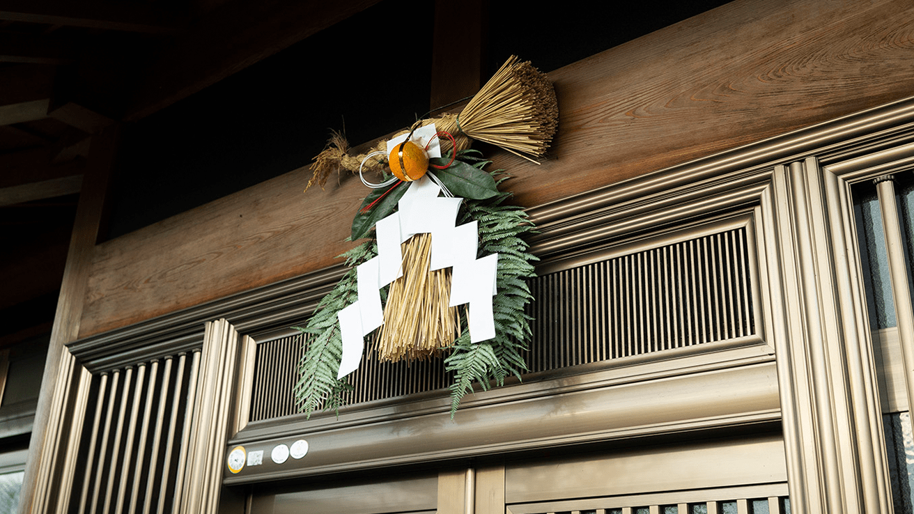 お正月飾り リクシルの玄関ドアのおしゃれなアレンジ・飾り方のインテリア実例RoomClip ルームクリップ