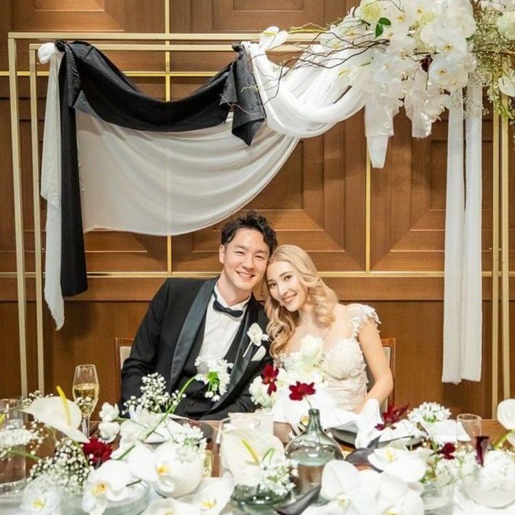 マイレポ花嫁さんから見つけた♡オシャレすぎる高砂装花10選ウェディングニュース