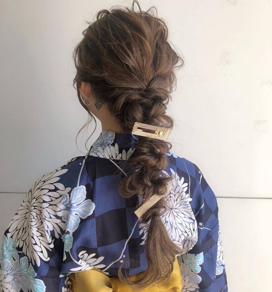 ロング向けの浴衣に似合う髪型10選！セルフでできる簡単×かわいいアレンジ集RAXY ラクシー