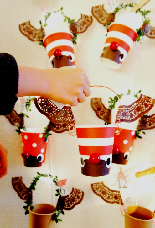 クリスマス工作 紙コップで作る かわいいトナカイ簡単工作 クリスマス飾り・装飾・オーナメント