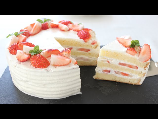 クリスマスケーキ 苺と木の実のショートケーキ 4号 12cmクリスマス2025 小島屋乳業製菓株式会社Cake.jp