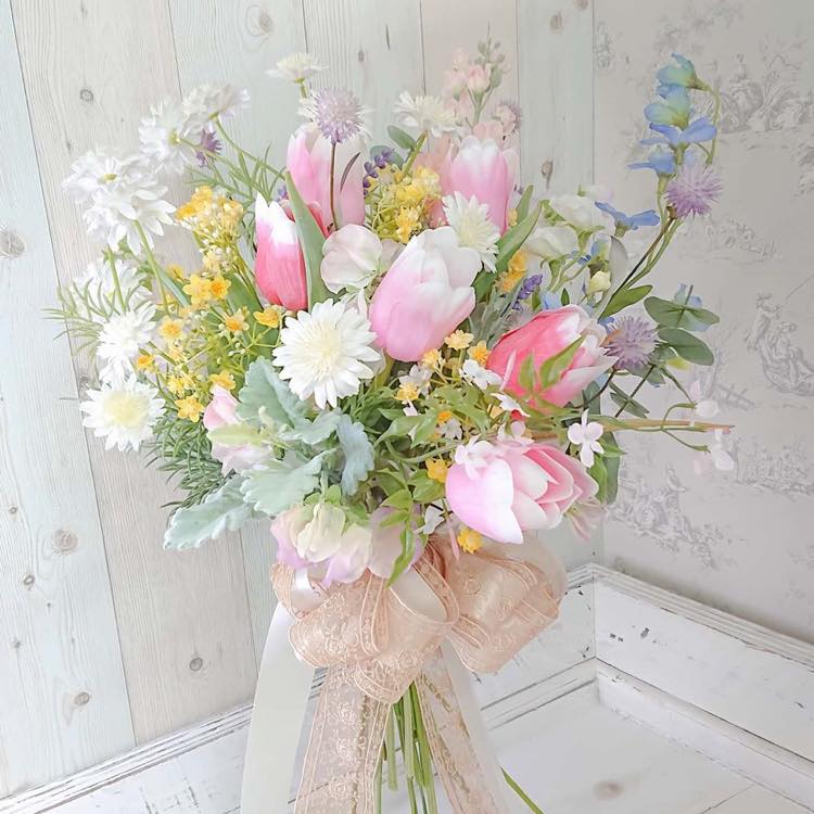 即日 発送ok チューリップ・スイートピーの柔らかな色合いのブーケ 結婚式 花束・アレンジメント
